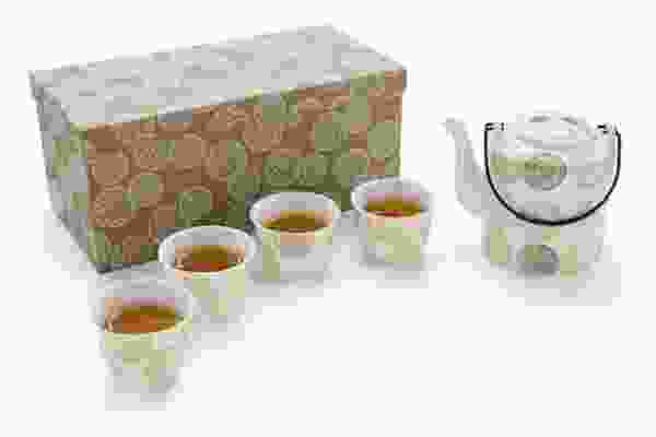 Porzellan Tee-Set in Geschenkbox