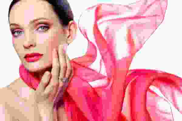 Sommerschal Light Red aus Seide